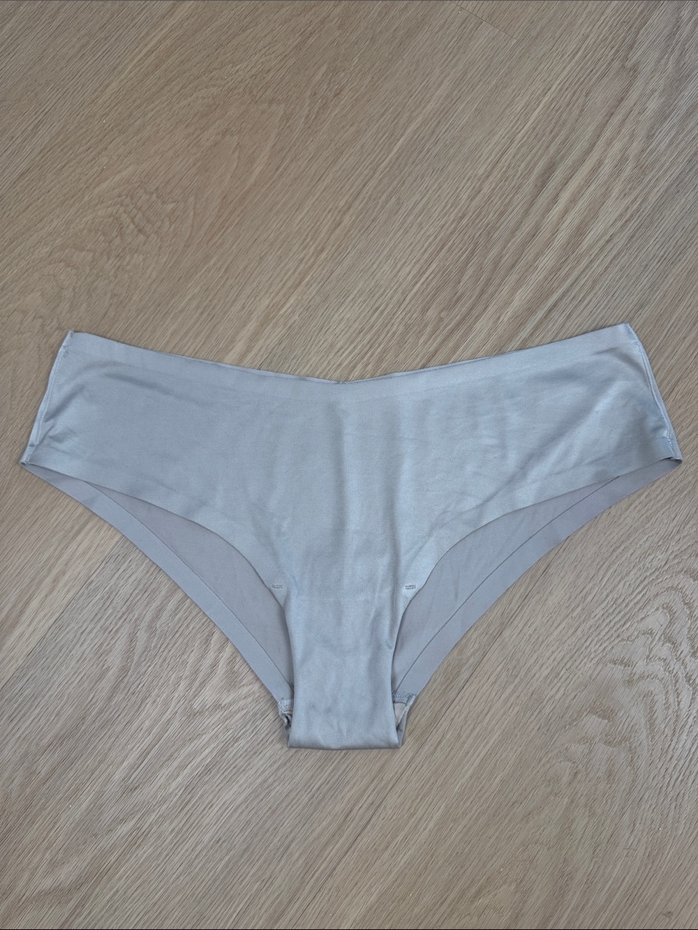 Body By Victoria VS Low Rise Hiphugger Panty L